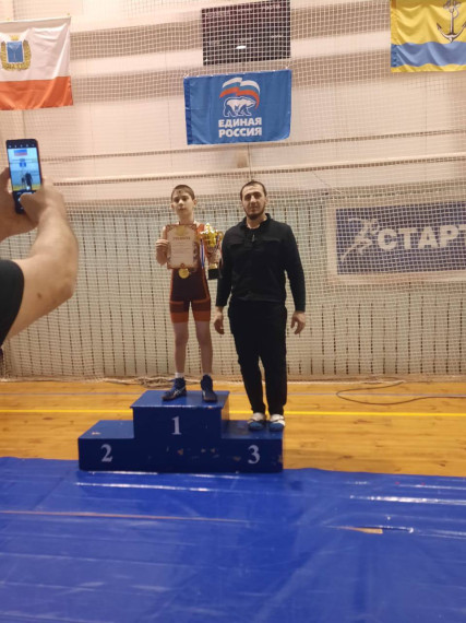 Новогодний турнир по вольной борьбе «Олимпийские надежды».
